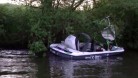Bootsunfall - Schnellboot rast in Frachter