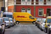 DHL