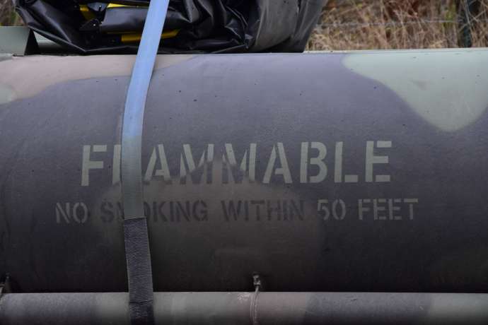 F&auml;llt das Kartenhaus jetzt in sich zusammen&quest; Hensoldt zum Wochenausklang mit herben Kursverlusten