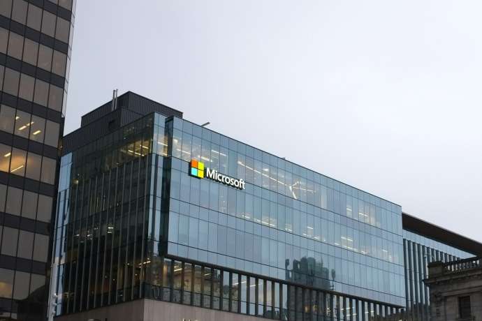 Microsoft nach Zahlen&colon; Aktie geht steil&period; Die n&auml;chsten Kursziele