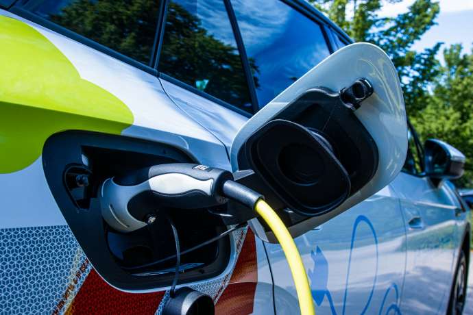 CFO kauft zu&comma; Deal in Asien&colon; Dreht Plug jetzt auf&quest;