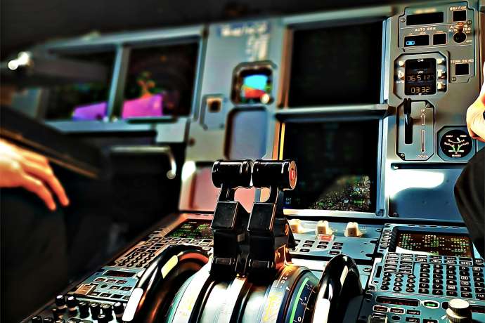 Mit 94 Mio&period; USD gegen die Turbulenzen&colon; Airbus h&auml;lt Kurs