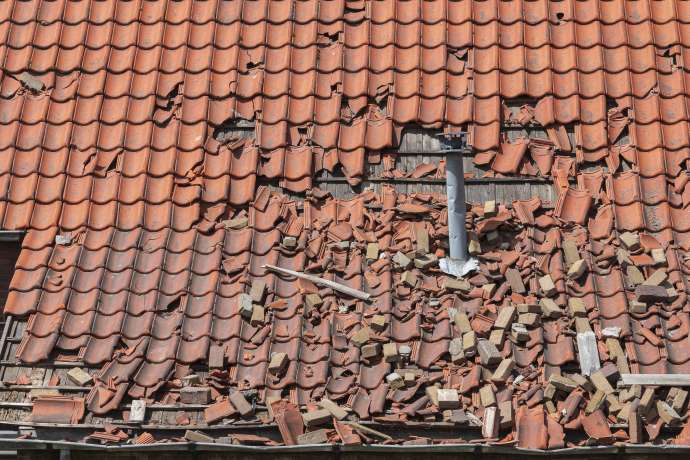 Dax robust ins Wochenende&colon; M&uuml;nchener R&uuml;ck bricht nach Zahlen ein&period; Sind das Kaufkurse&quest;
