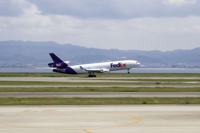 FedEx überzeugt mit starkem Jahresauftakt und treibt Aktie nach oben: Gewinnsprung bei FedEx überrascht – Aktie startet mit Rückenwind ins neue Geschäftsjahr