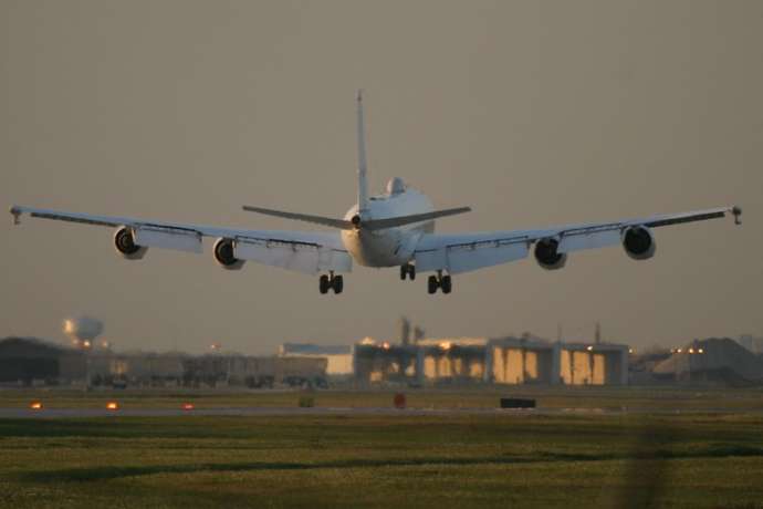 Boeing bei 183 &euro;&colon; Unionseinigung st&auml;rkt Aktie&comma; Lieferfrust bremst