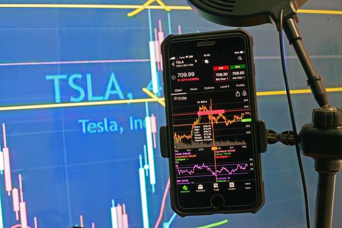 Symbolbild Tesla