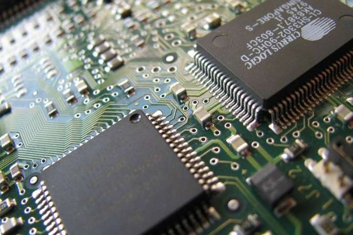 Sanierung vollzogen &ndash; Wolfspeed erlebt spektakul&auml;ren B&ouml;rseneinstieg&colon; Wolfspeed nach Chapter‑11&colon; Kursrally&comma; neue Aktienstruktur und Risiken im Fokus