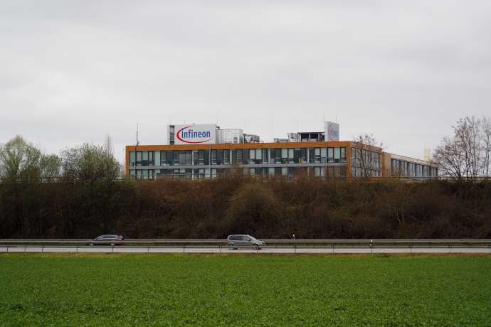 Dax startet robust in die neue Handelswoche&colon; Infineon &ndash; R&uuml;cksetzer zur Unzeit&period; Das wird nun wichtig