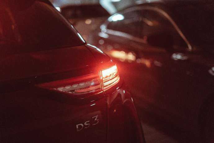 Stellantis&colon; Autoriese auf Kurskorrektur