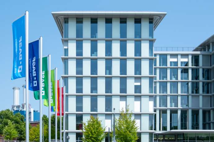 BASF&colon; Kommt da noch was&quest; Aktie in entscheidender Phase