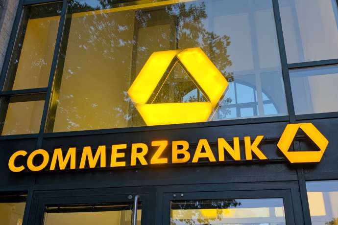 Dax mit spektakul&auml;rem Wochenfinale&colon; Commerzbank &ndash; Jetzt aber&excl; Aktie k&ouml;nnte durchstarten&comma; wenn