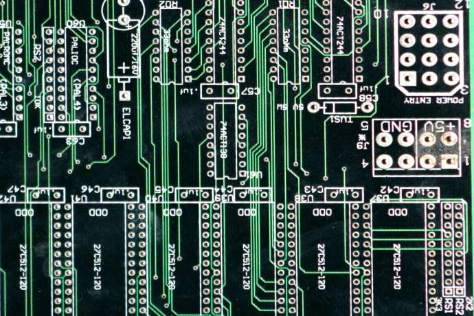 Infineon zwischen Krisen im Kerngesch&auml;ft und neuer Wachstumsfantasie&colon; Infineon-Aktie vor m&ouml;glicher Trendwende durch KI-Hardware-Schub im Jahr 2026