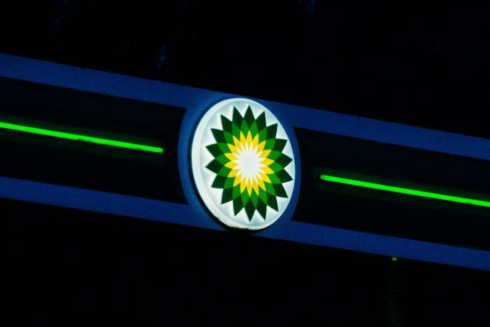 BP&colon; Abschreibungen und Dividende