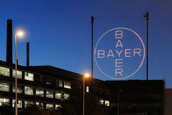 Gerichtssignal sorgt f&uuml;r Kurssprung bei Bayer&colon; Bayer-Aktie legt kr&auml;ftig zu &ndash; Supreme Court bringt neue Hoffnung im Glyphosat-Streit