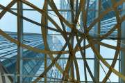 Deutsche Bank-Türme – Blick durch die Sphäre;
Zentrale in Frankfurt am Main