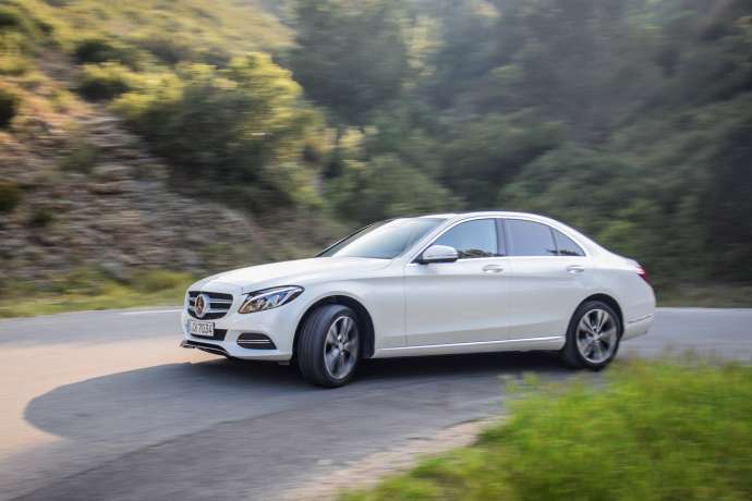 Trump holt den Zollhammer raus&colon; Mercedes-Benz &ndash; Kursturbulenzen sind nicht auszuschlie&szlig;en