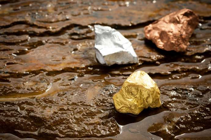 Gold und Silber zittern&colon; Ist diese Produzentenaktie bereits wieder ein Kauf&quest;