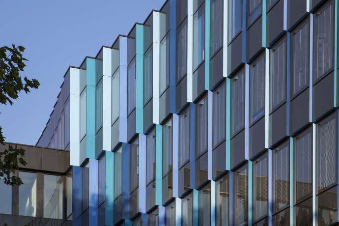 Voll Kraft voraus&excl; Dax l&auml;sst nichts anbrennen&colon; M&uuml;nchener R&uuml;ck &ndash; Ist das jetzt die Wende&quest;