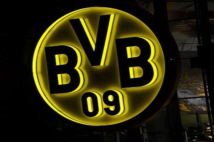 Zwischen Aufbruch und Belastungsprobe&colon; BVB-Aktie im Fokus&colon; Dortmund will Schlotterbecks Ansage mit Leben f&uuml;llen