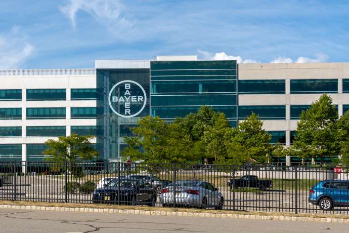 Dax &ndash; Ausblick auf die neue Handelswoche&colon; Bayer &ndash; Wann f&auml;llt die Marke von 50 Euro&quest;