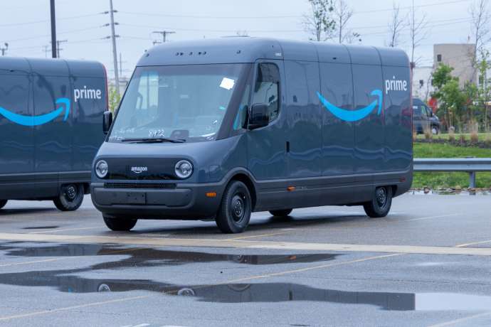 Amazon&colon; Aktie in entscheidender Phase