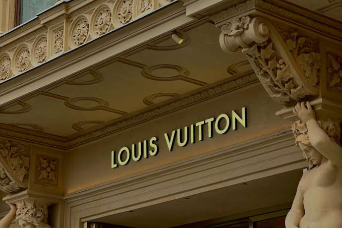 Louis Vuitton Storefront
