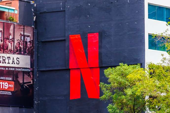 Netflix in entscheidender Phase&colon; Rettet sich die Aktie oder droht die n&auml;chste Abw&auml;rtswelle&quest;