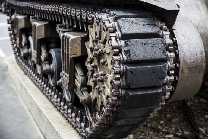 TKMS-Aktie tiefer: Bundesregierung plant Einstieg bei KNDS