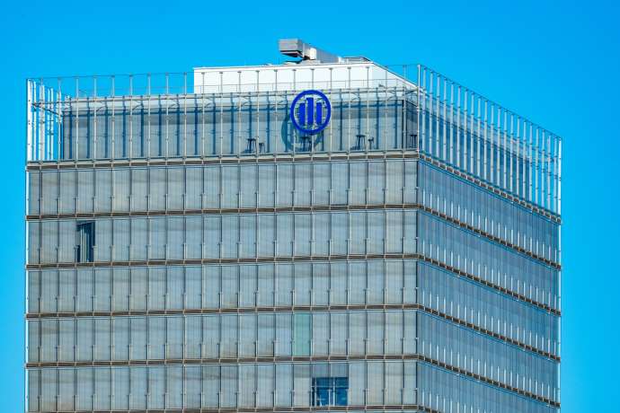 Dax &ndash; Ausblick auf die neue Handelswoche bereitet Unbehagen&colon; Allianz &ndash; Dreht die Aktie nun wieder nach oben ab&quest;