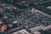 ASML mit starken Zahlen