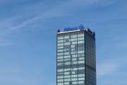 Allianz prüft Zukauf in Großbritannien