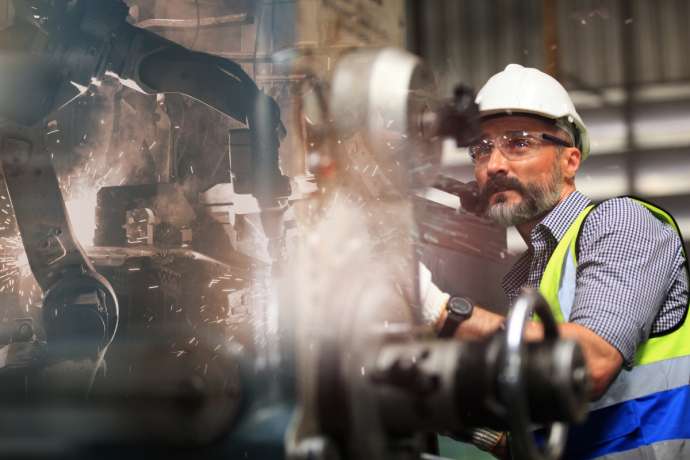 Betriebsrat kritisiert Siemens Abspaltung: Siemens Aktie im Schatten