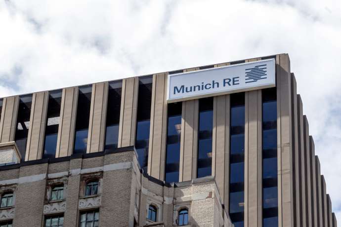 Münchener Rück im DAX: Milliardengewinn trotz Preisdruck