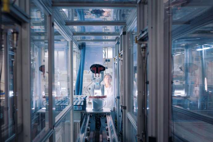 DAX – Kommt jetzt der Sturz unter die 25.000er Marke? BASF – Abwärtsrisiken nehmen deutlich zu