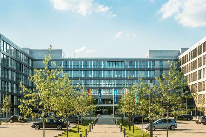 Vonovia unter Zinsdruck: Vonovia Aktie fällt auf Dreijahrestief steigende Renditen belasten Immobilienwerte