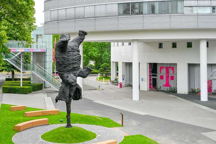 Deutsche Telekom schüttelt SpaceX-Schock ab: Geht es jetzt wieder nach oben für die Aktie?