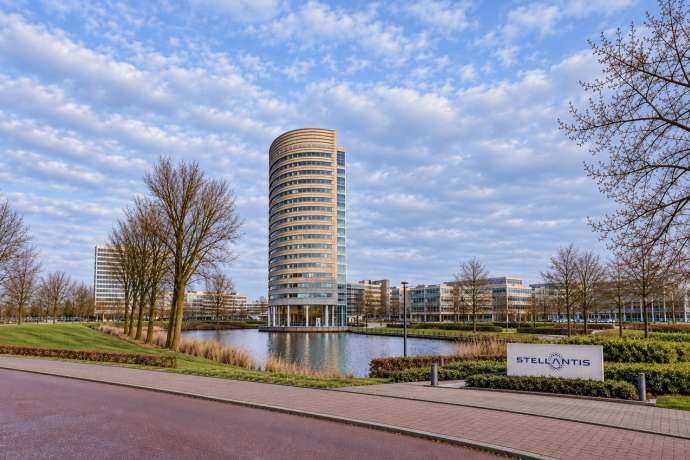 Rote Zahlen: Stellantis springt zweistellig an