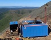 Bohrgerät auf dem RC Gold-Projekt im Juli 2023; Foto: Sitka Gold