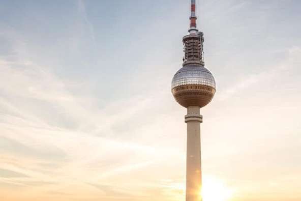 United Internet &ndash; Internet-Holding &uuml;berzeugt mit attraktiver Langfrist-Story&excl;