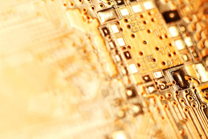 Elmos Semiconductor SE: Starker Cashflow und 15 % Umsatzplus im 1. Halbjahr trotz schwächelndem Automarkt