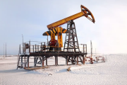 TotalEnergies: Strategischer Wandel im Spannungsfeld von Ölpreisentwicklung und Technologie