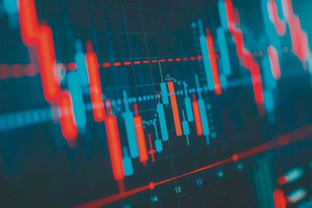 Digital chart showing cryptocurrency prices outpacing inflation data, illustrating potential investment strategy, [insightful and strategic view], selective focus on foreground, copy space for text, ultra HD, --no grunge, splash, dust --chaos 20 --ar 16:9 --personalize 773tzfv --stylize 200 --v 6 Job ID: 4bc8571c-ff7c-46a3-8e36-31e664269abd