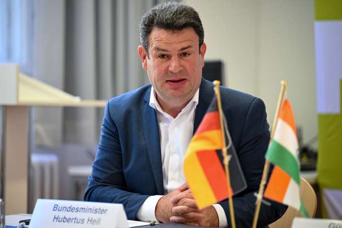 Bundesarbeitsminister Heil trifft indische Studenten an FU Berlin