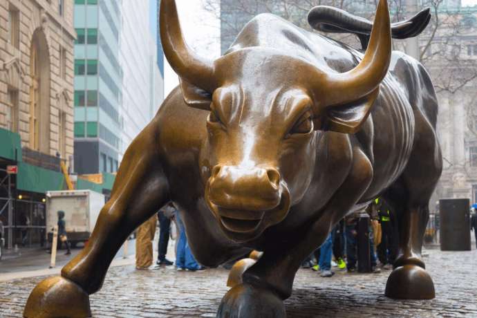 Bezos und Gates setzen Trends: Warum Superinvestoren wie Jeff Bezos und Bill Gates jetzt auf diese Chance setzen!