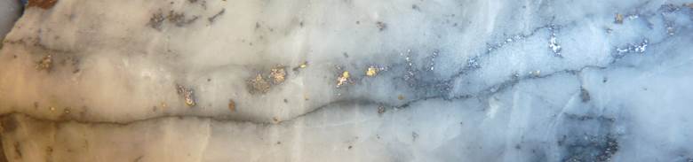 A close up of a marble
AI-generated content may be incorrect.